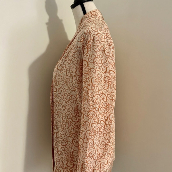 CHRISTIAN DIOR Excellent Vintage 90s Peach & Coral Swirl Print Silk Blouse 8 - Picture 2 of 8